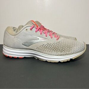 Womens BROOKS Revel 2 Light Gray Running Shoes / Size 11
